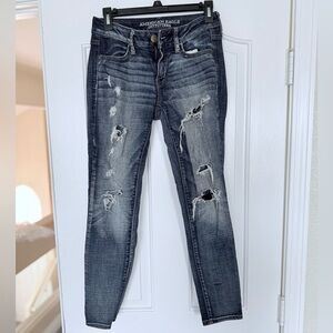 American Eagle Women's Distressed Jeans